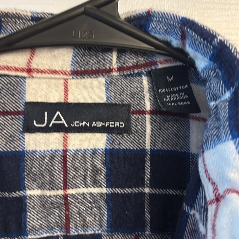 Flannel - Picture 4 of 7
